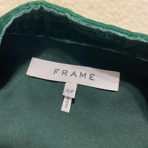 FRAME minimalist silk velvet quilted top size Small dark green - Picture 4 of 8